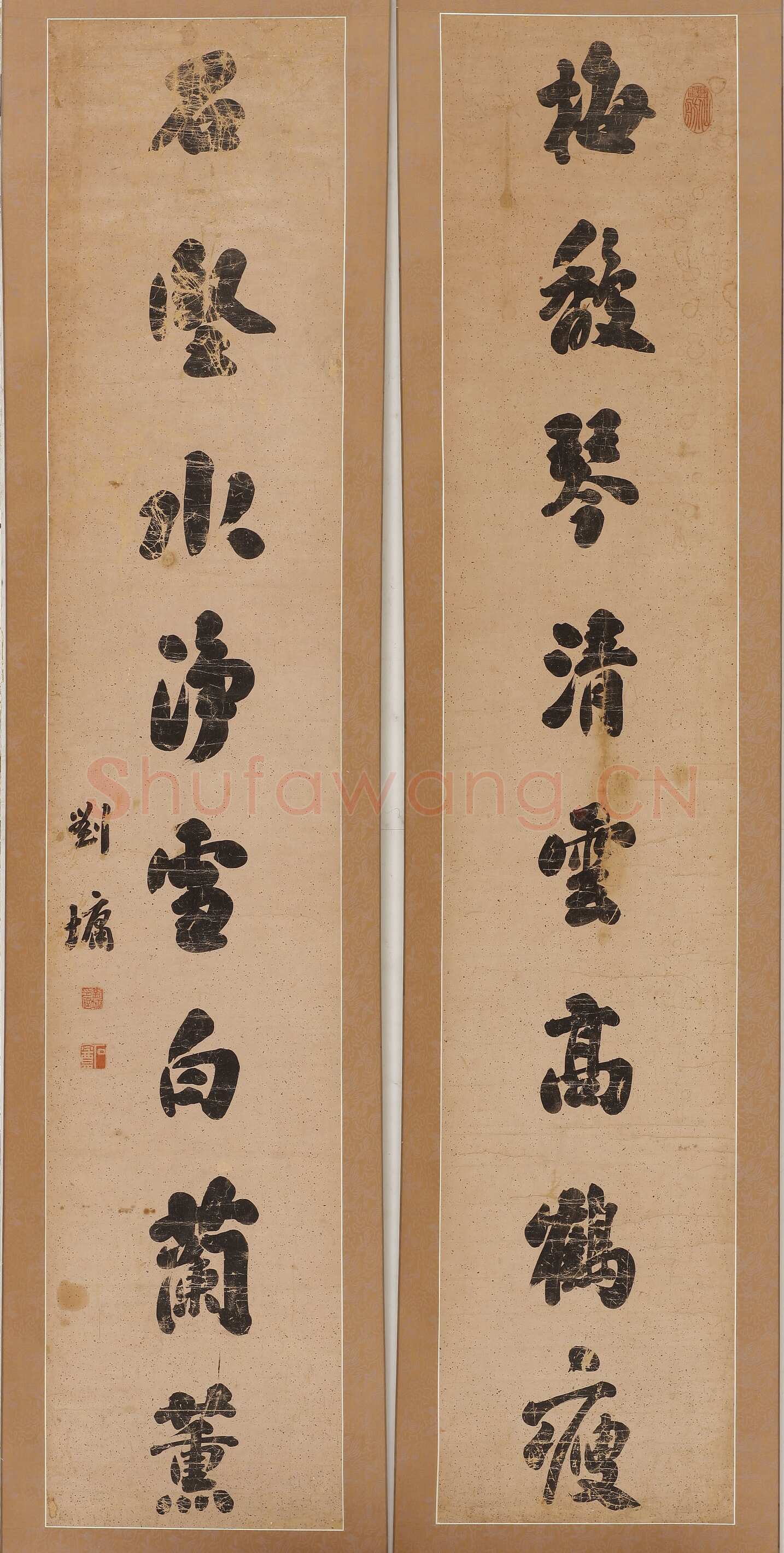 刘墉《行书梅馥石坚八言联》161×31cm×2 无锡博物院藏