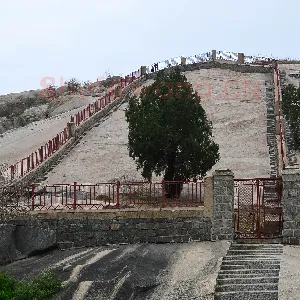 铁山摩崖石刻